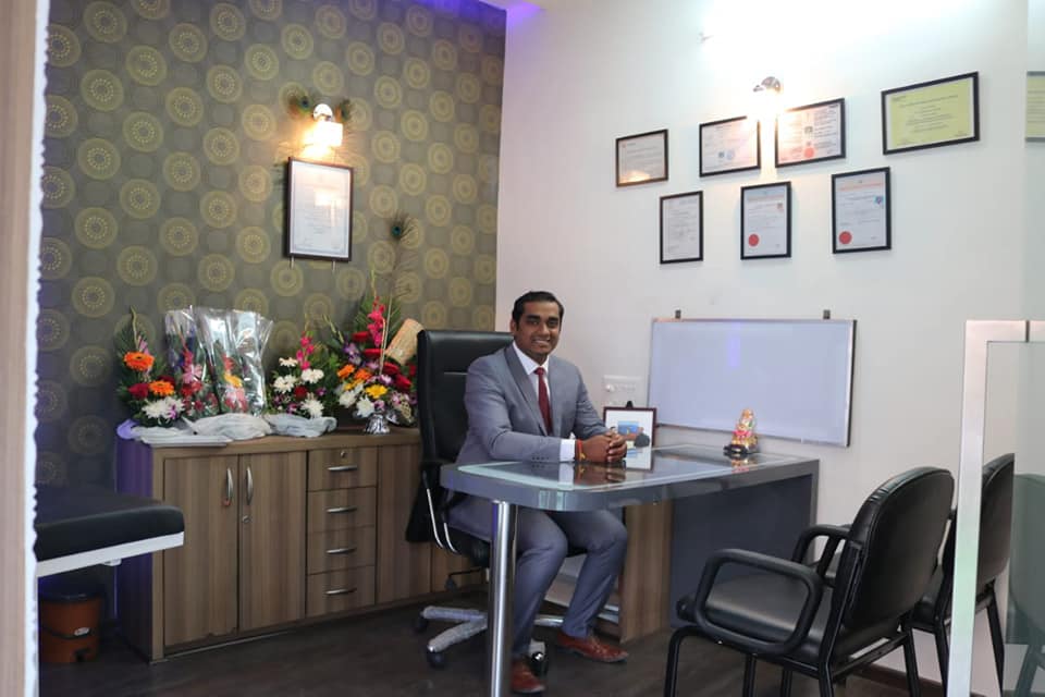 Dr Pahune Anup